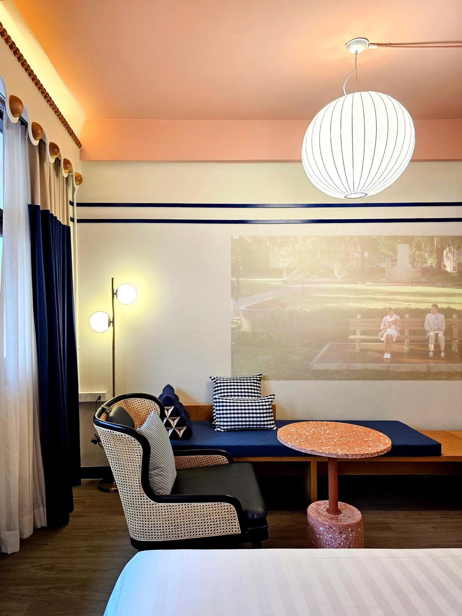 Blu Dock Restel Bangkok Bagian luar foto
