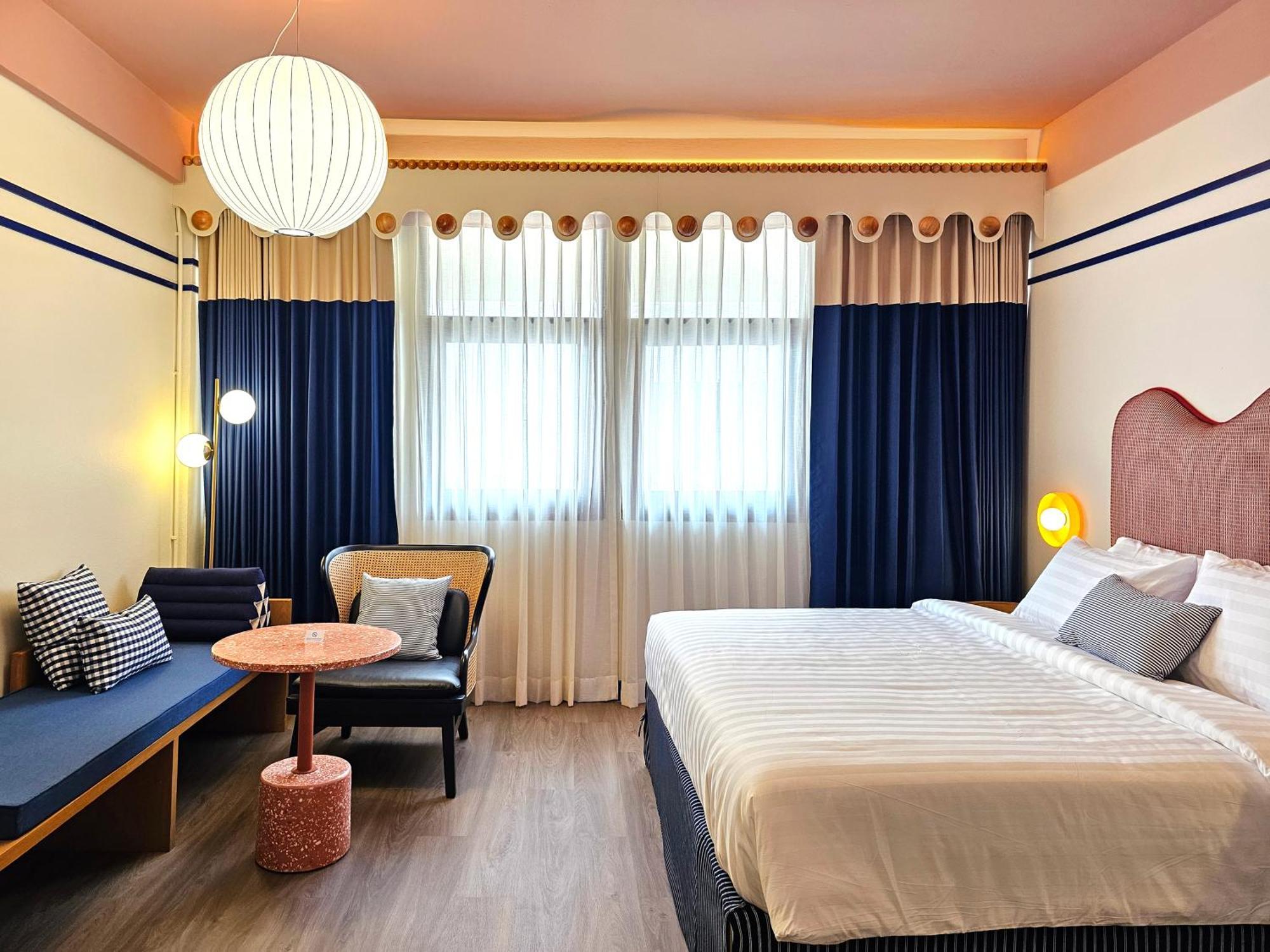 Blu Dock Restel Bangkok Bagian luar foto
