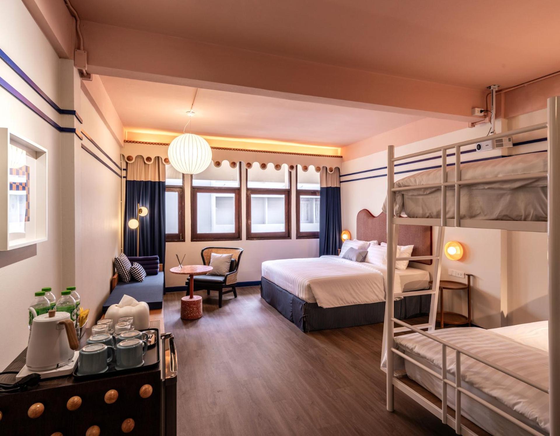 Blu Dock Restel Bangkok Bagian luar foto